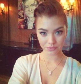 <em>Cristina R.</em>